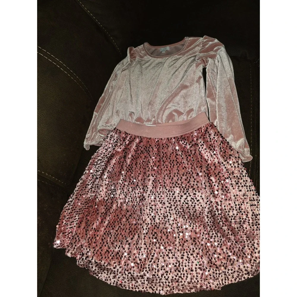 Btween pink sparkle outfit top and skirt wicked inspired size 10 glinda